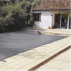 grommeted swimming pool cover 1