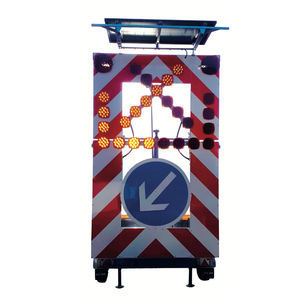 trailer-mounted road sign