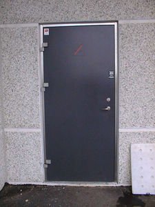swing industrial doors