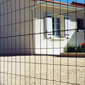 welded mesh fence