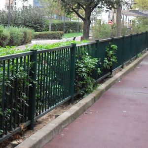 bar fence
