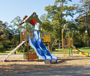 playground structure 1