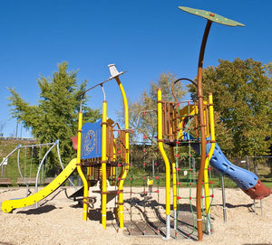 public play structure 1