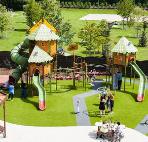 playground structure 1