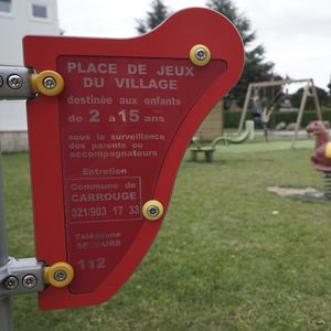 public space information panel