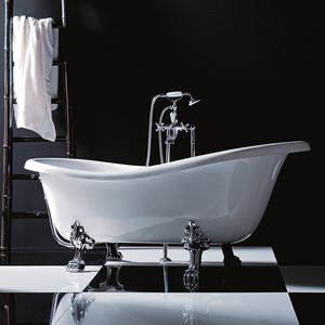 oval bathtub
