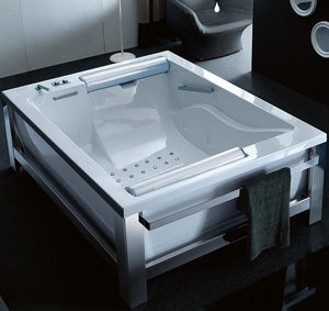 free-standing bathtub