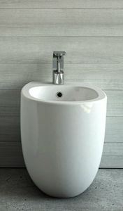 ceramic bidet
