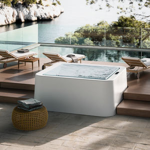 built-in hot tub 1