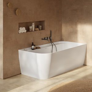 free-standing bathtub 1