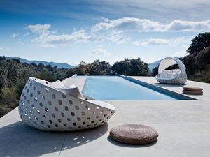 round sofa / contemporary / garden / synthetic fiber