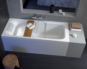 free-standing bathtub 1