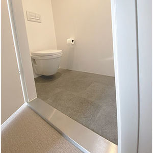 contemporary bathroom