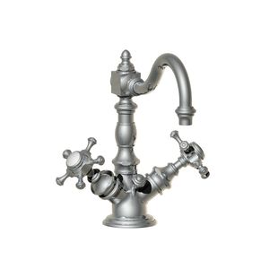 double-handle washbasin mixer tap 1
