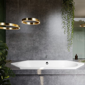oval bathtub