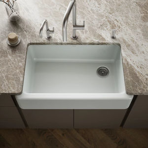 single-bowl kitchen sink