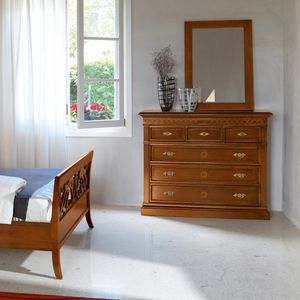 traditional chest of drawers / oak / walnut / cherrywood