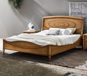 double bed / traditional / with headboard / solid wood