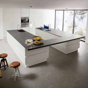 contemporary kitchen / glass / stainless steel / island
