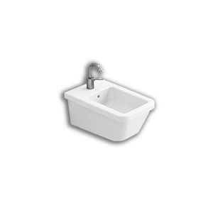 wall-hung bidet