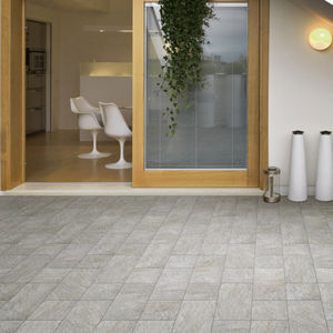 outdoor tiles / floor / porcelain stoneware / 20x40 cm
