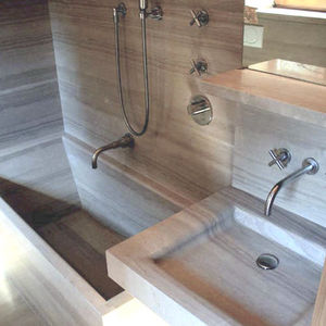 wall-mounted washbasin