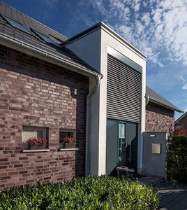 facade brick