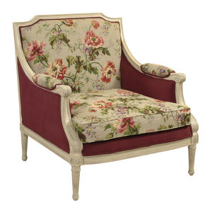 traditional armchair / fabric / standard base / cushion