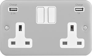 USB socket / double / wall-mounted / metal