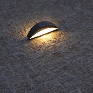 garden bollard light