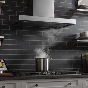 wall-mounted range hood / with built-in lighting