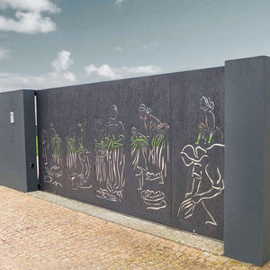sliding gate