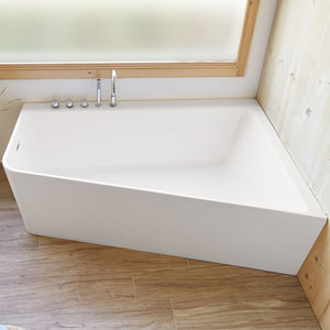 corner bathtub