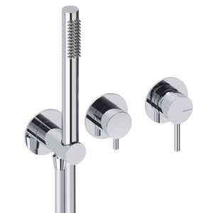 wall-mounted shower set 1