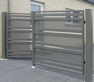 swing gate