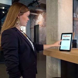 centralized access control with remote Management 1