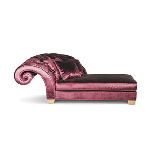traditional chaise longue