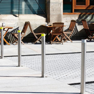 pedestrian bollard