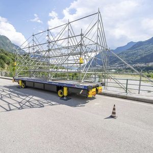 metal scaffolding 1
