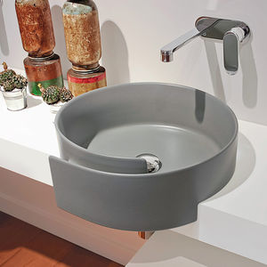 semi-recessed washbasin