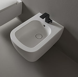 wall-hung bidet