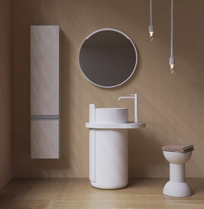 free-standing washbasin