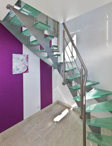 quarter-turn staircase