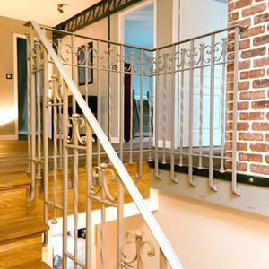 metal railing / with bars / indoor / for stairs