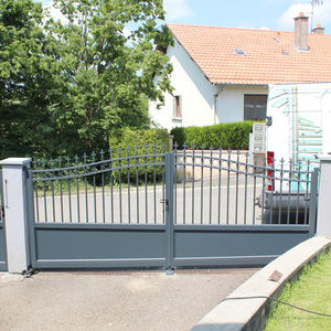 swing gates / wrought iron / with bars / panel