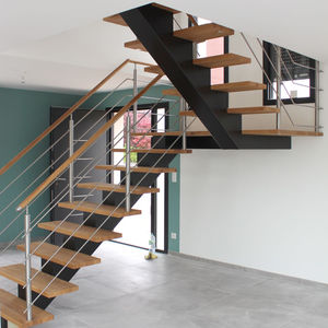 half-turn staircase