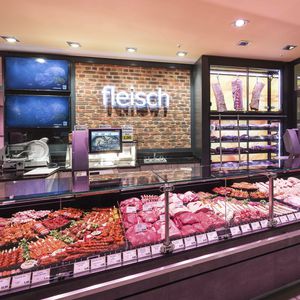 shelf refrigerated display case