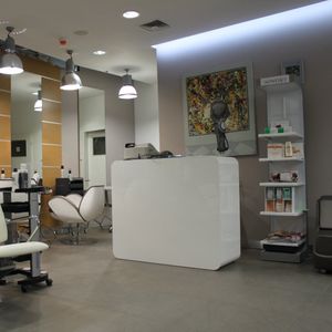 shop cashier counter