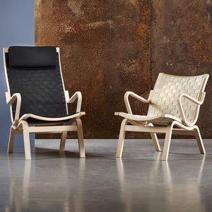 Scandinavian design armchair / fabric / wooden / with footrest