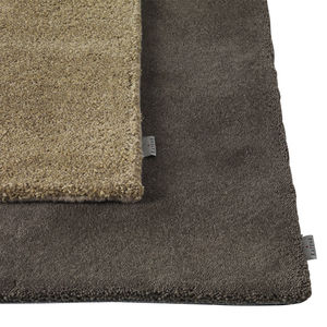contemporary rug / plain / New Zealand wool / rectangular